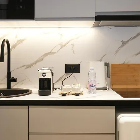 Apartament Nea Deluxe *